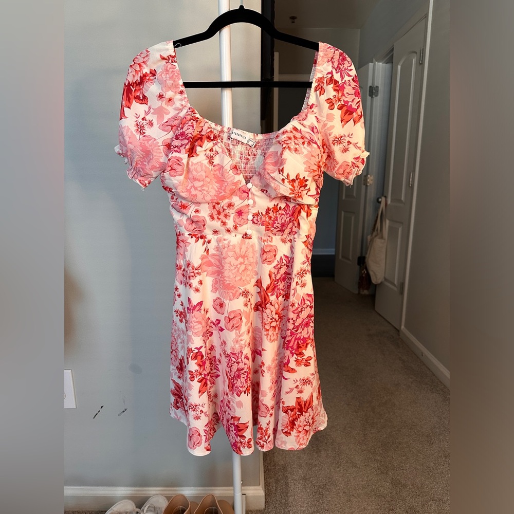 That’s so fetch pink floral dress - Picture 1 of 3